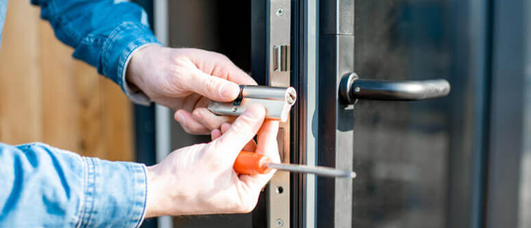 Commercial Locksmith Bellflower